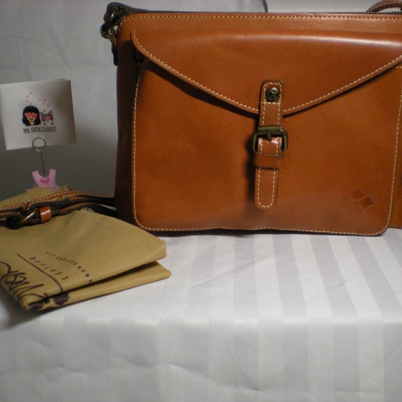 👜 Patricia Nash Avellino Crossbody Organizer - Picture 1 of 6